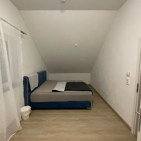 Gemuetliches Apartment In Schwabach - Zentrale Lage Mit Top-Anbindung Экстерьер фото